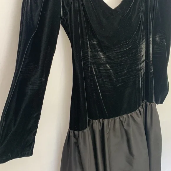 Vintage GUNNE SAX by Jessica McClintock Velvet & Taffeta Dress Black Size Medium - Picture 6 of 14
